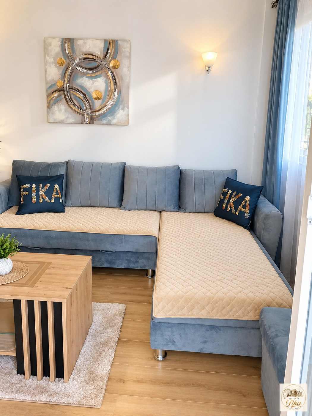 Dnevni boravak sa Fika detaljima